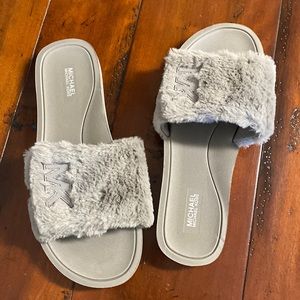 NEW Michael Kors Sliders